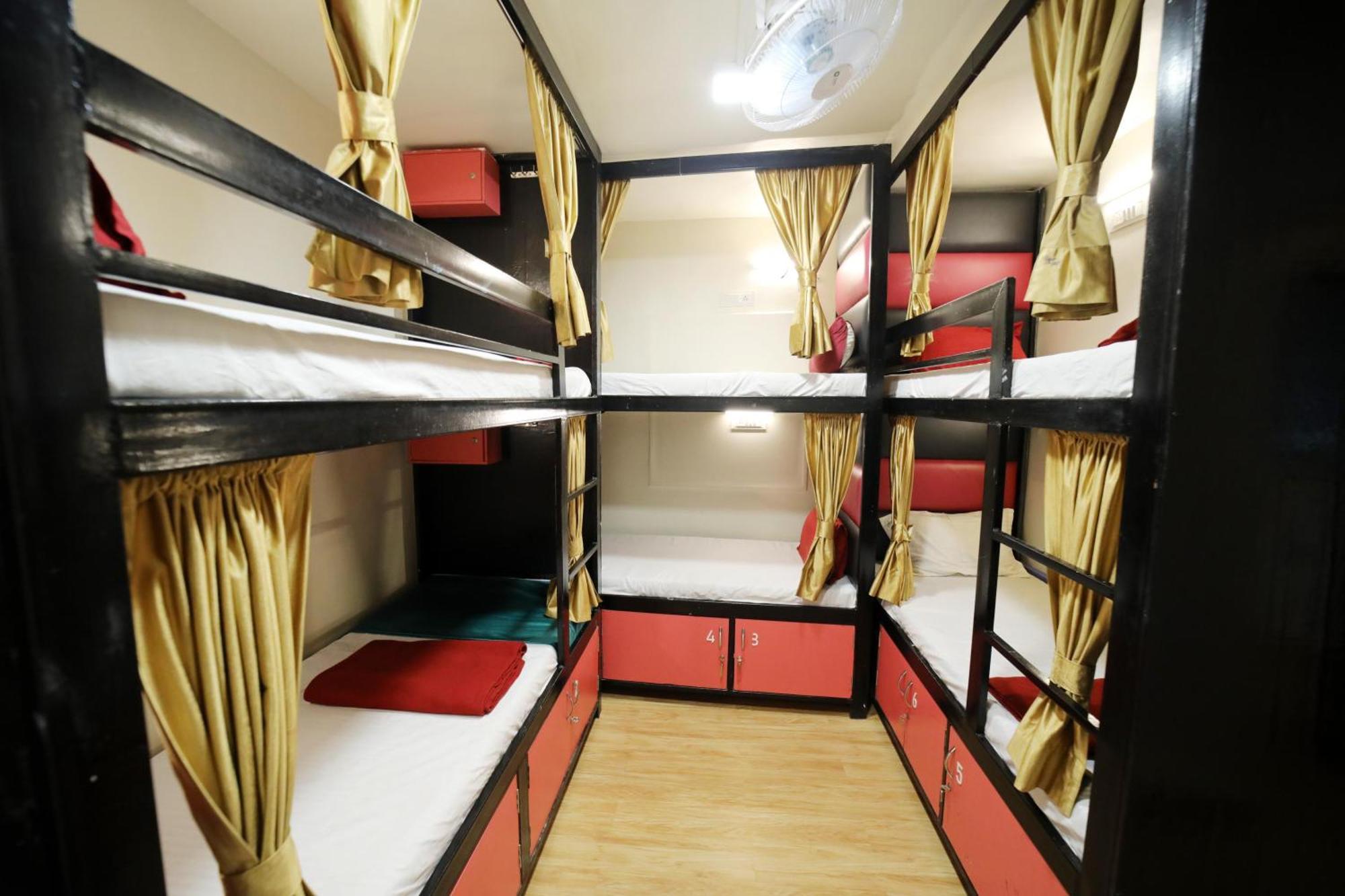 Social Hubz Hostel Bombay Exterior foto